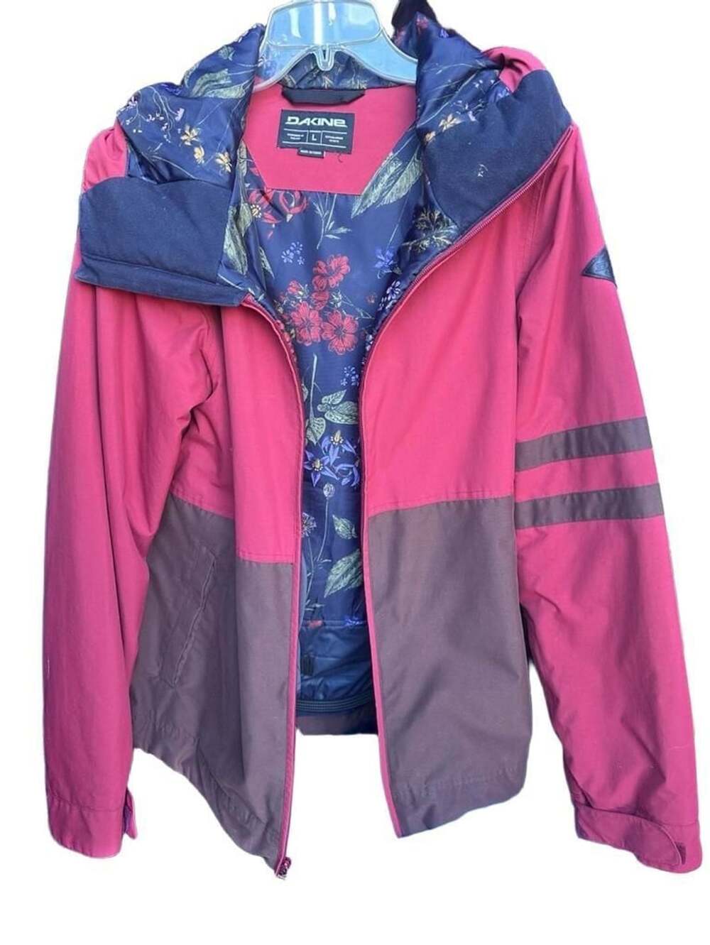 Dakine Juniper Snowboard Jacket Size L Red Brown Floral Hood